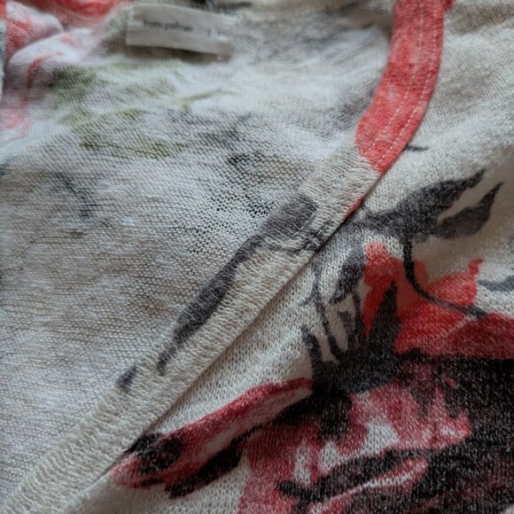 Floral Knit Blouse - Picture 2 of 4